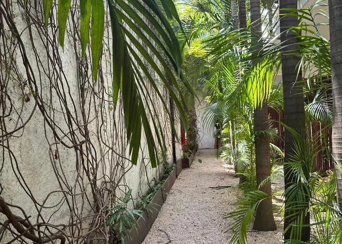 Nohoch Balam Hotel 3*
